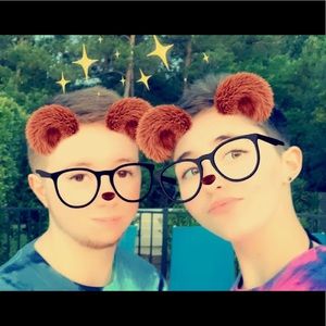 Meet your Posher, Alex